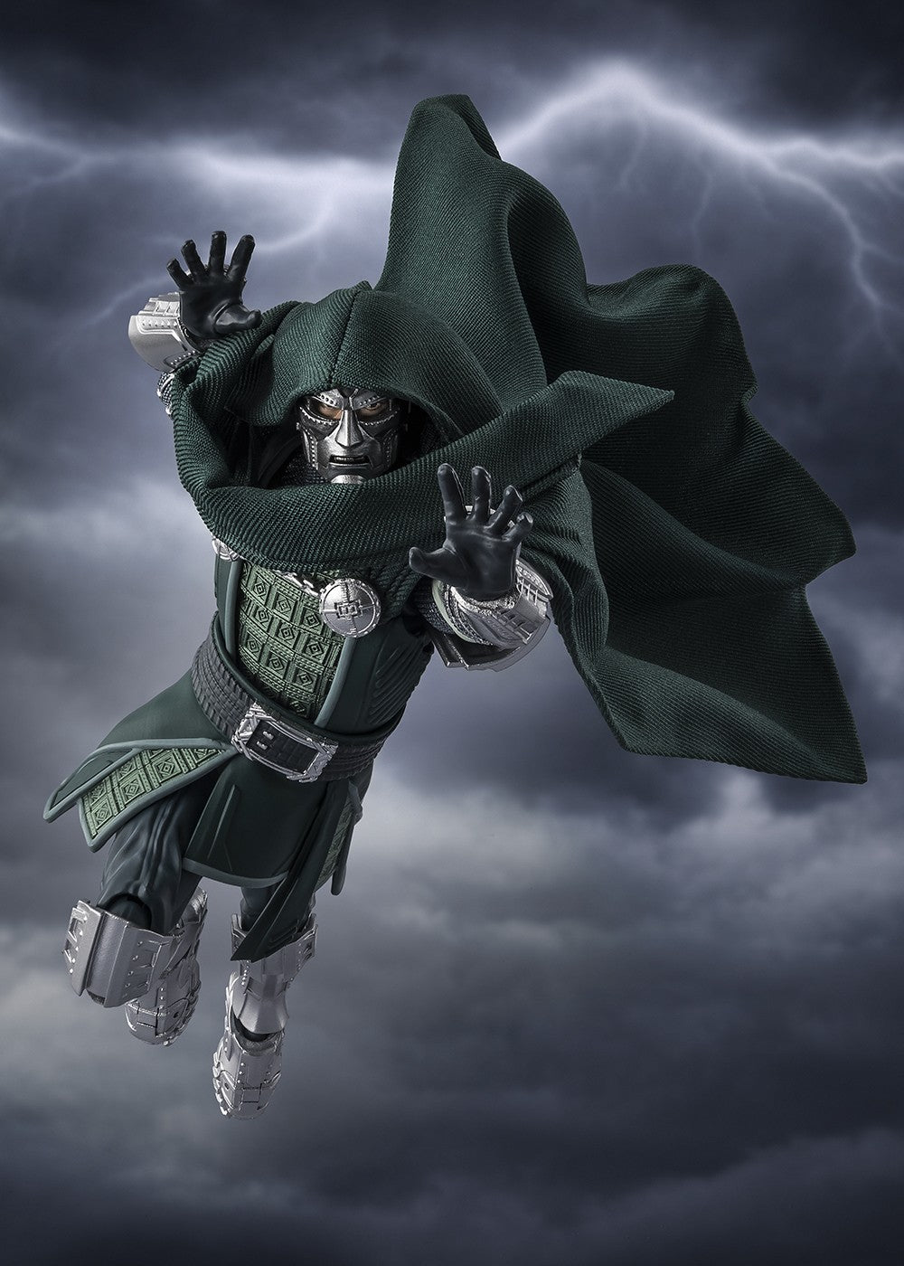 [PREORDER] SH Figuarts Doctor Doom (Avengers: Doomsday)